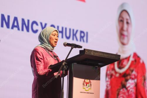 DATUK SERI NANCY SHUKRI