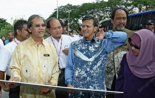 RAJA NONG CHIK RAJA ZAINAL ABIDN