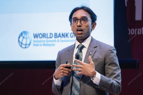 DEISIGAN SHAMMUGAM