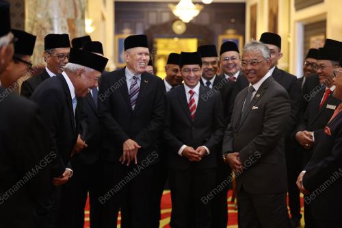 AL-SULTAN ABDULLAH RI'AYATUDDIN AL-MUSTAFA BILLAH SHAH