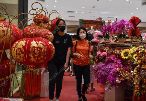 TINJAUAN PERSIAPAN TAHUN BARU CINA