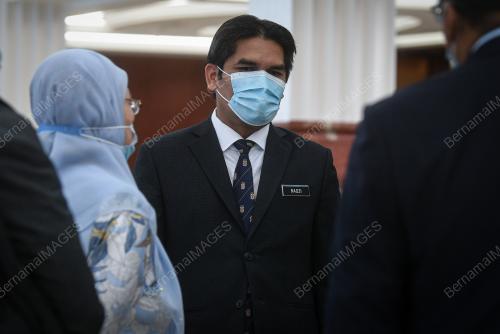 PERSIDANGAN PARLIMEN PENGGAL KETIGA