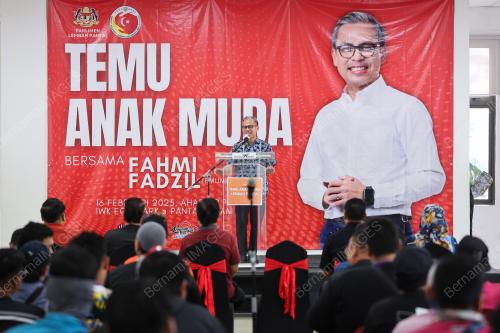 FAHMI FADZIL