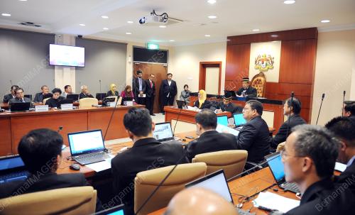 KL27_16052016_SIDANG_KHAS