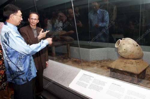 AWANG HAZAIR ABDULLAH