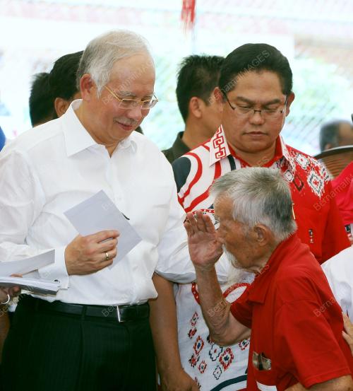 KL27_17022011_PM_CHAP_GOH_MEH_2