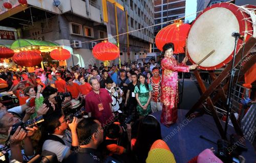 KL27_17022013_DRUMMING