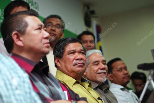KL27_17082014_PAS