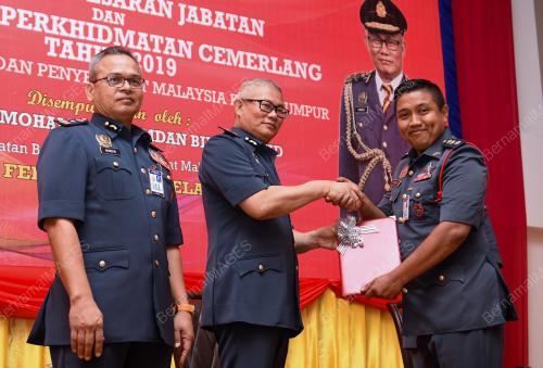 DATUK MOHAMMAD HAMDAN WAHID 