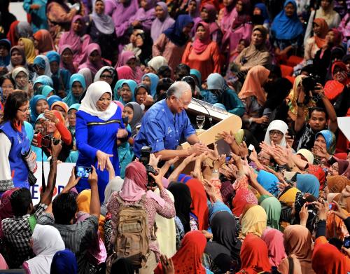 KL27_18042013_PM_WANITA