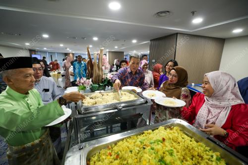 MAJLIS MESRA AIDILFITRI BERSAMA PENGERUSI BERNAMA