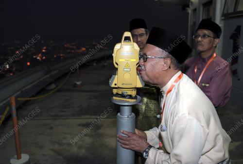 KL27_18082012_ANAK_BULAN