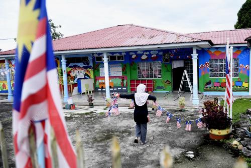 TABIKA, TASKA, PUSAT JAGAAN HARIAN DIBENARKAN BEROPERASI