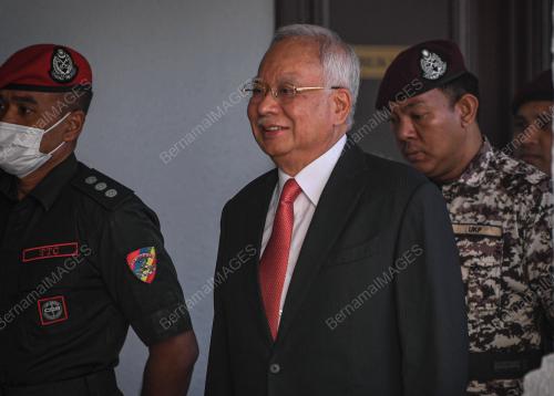 DATUK SERI NAJIB TUN RAZAK