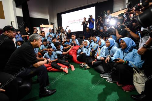 KL27_18112017_TPM_BN201711171806
