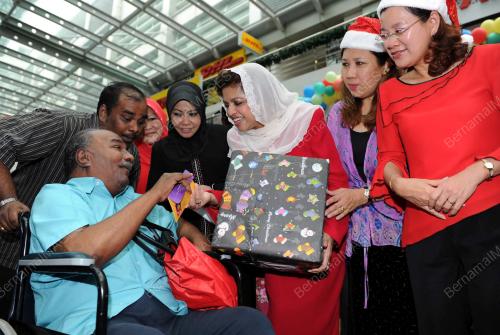 DATUK SERI SHAHRIZAT ABDUL JALIL