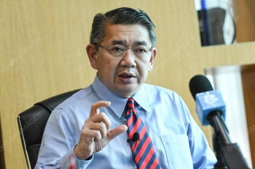 DATUK SERI SALAHUDDIN AYUB