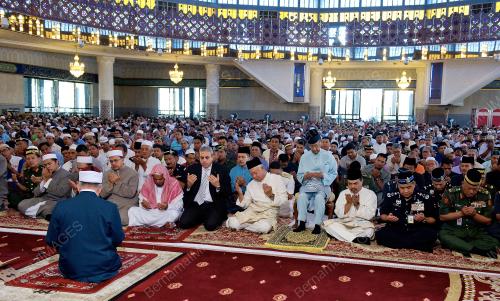 KL27_18714_SOLAT_JUMAAT_18072014