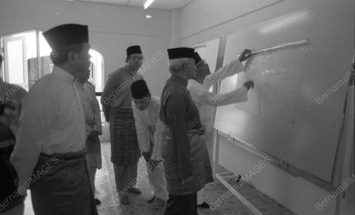 KL27_19012015_AGONG_MASJID