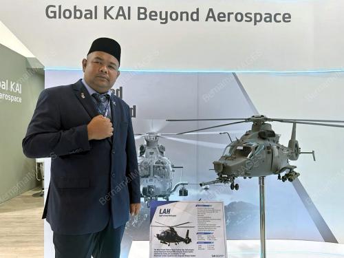 LT KDR (B) MOHD FAIZAL AAB AZIZ