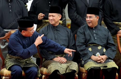 TUANKU MIZAN ZAINAL ABIDIN