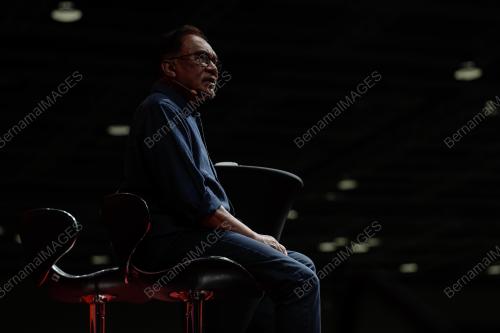 DATUK SERI ANWAR IBRAHIM