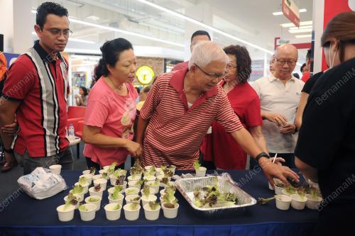 KL27_20012017_TESCO