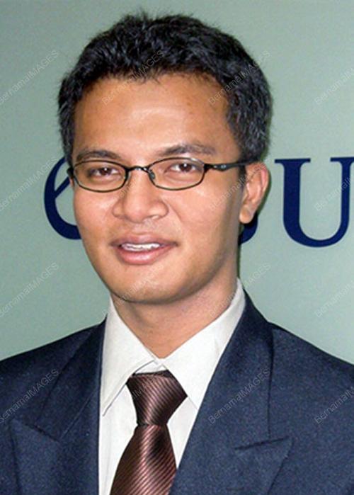 AZMAN AZIZ