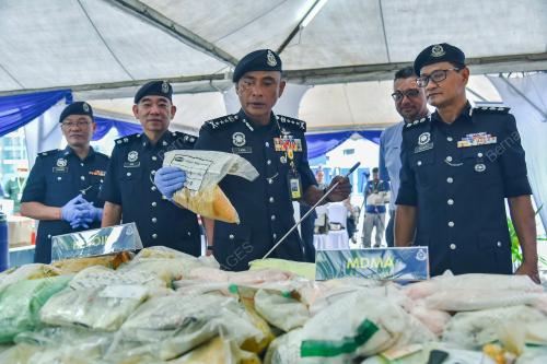 DATUK FADIL MARSUS