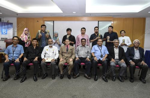 KL27_20122017_ANUGERAH_BN201712194483