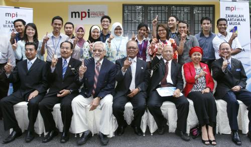 KL27_21022011_WARTAWAN_MUDA