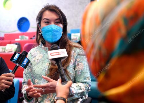 DATUK RAS ADIBA RADZI