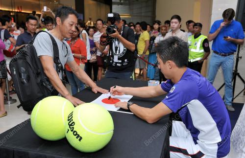 KL27_21092014_TENIS