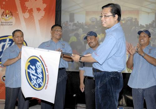 ISMAIL SABRI YAAKOB