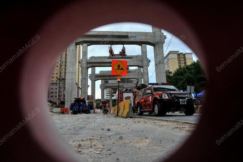 KREN JATUH DI PERSIARAN ALAM DAMAI