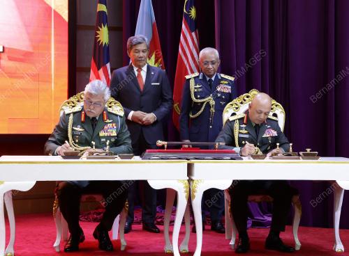 DATUK SERI MOHAMAD HASAN