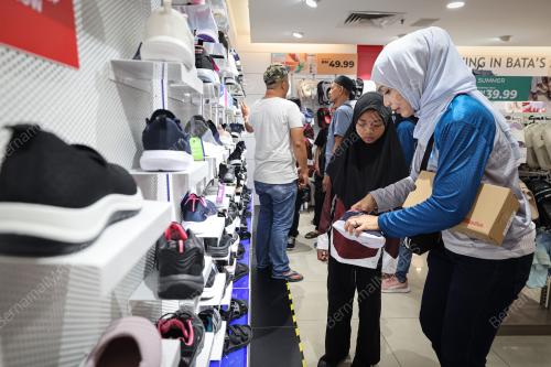 PERSATUAN SURI DAN ANGGOTA WANIYA BERNAMA