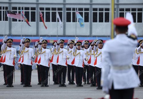 WATIKAH TAULIAH PEGAWAI KADET ATM