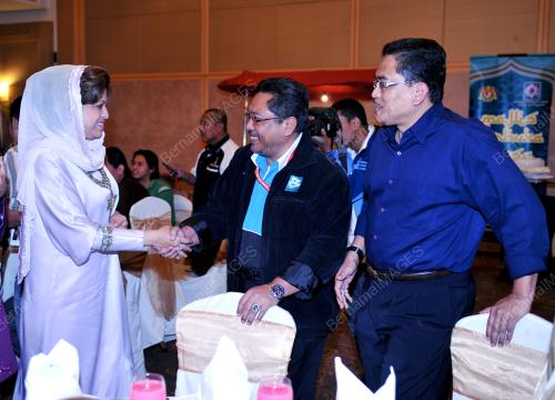 DATUK SERI SHAHRIZAT ABDUL JALIL