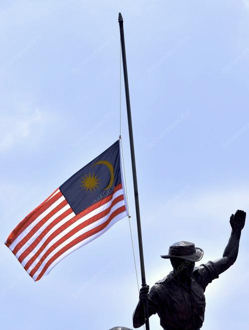 KL27_22082014_BERKABUNG
