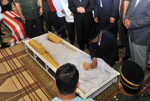 KL27_22082015_AGONG_ATM