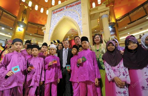 KL27_23072013_PIRAMID_RAYA