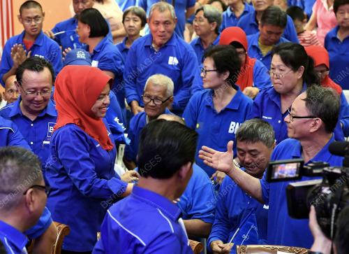 KL27_24032018_WANITA