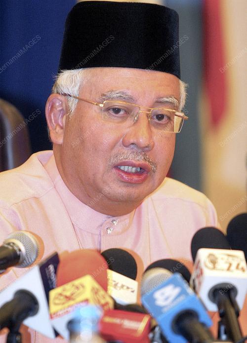 MOHD NAJIB TUN ABDUL RAZAK