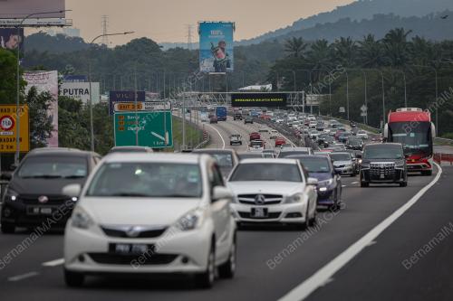 TINJAUAN TRAFIK