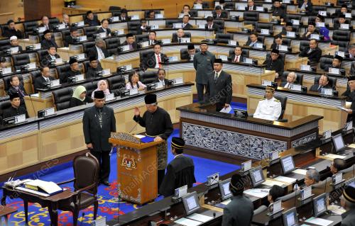 KL27_24062013_PARLIMEN_SUMPAH