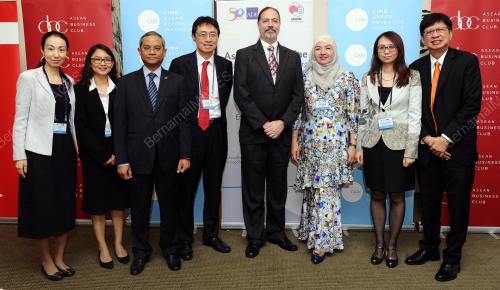 KL27_24112017_ASEAN_ROUNTABLES