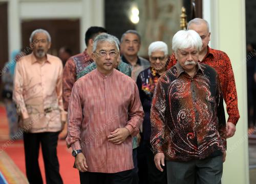 AL-SULTAN ABDULLAH RIÃ•AYATUDDIN AL-MUSTAFA BILLAH SHAH
