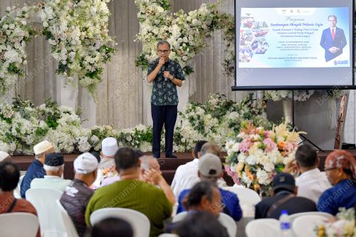 FAHMI FADZIL
