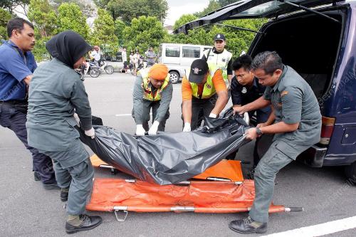 MAUT LANGGAR LORI DBKL
